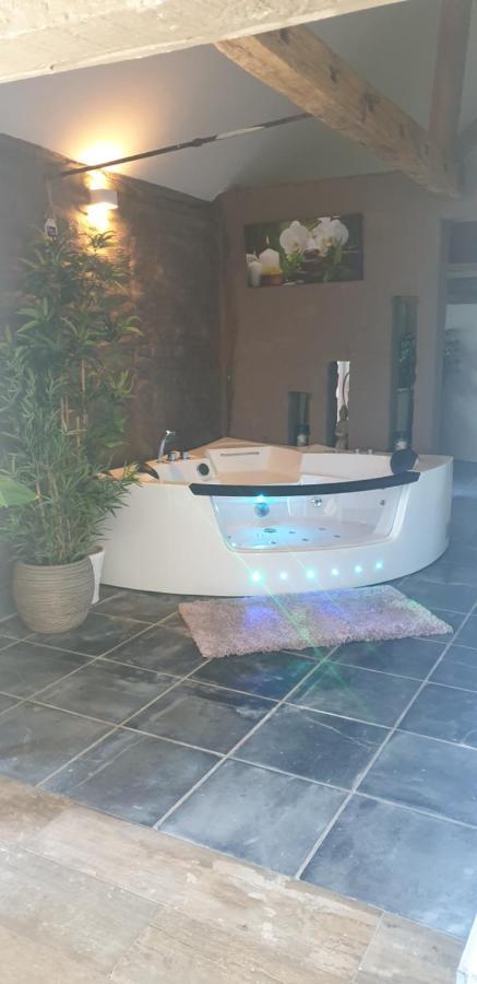 Authentic Wellnesshoeve Hansbeke Zewnętrze zdjęcie